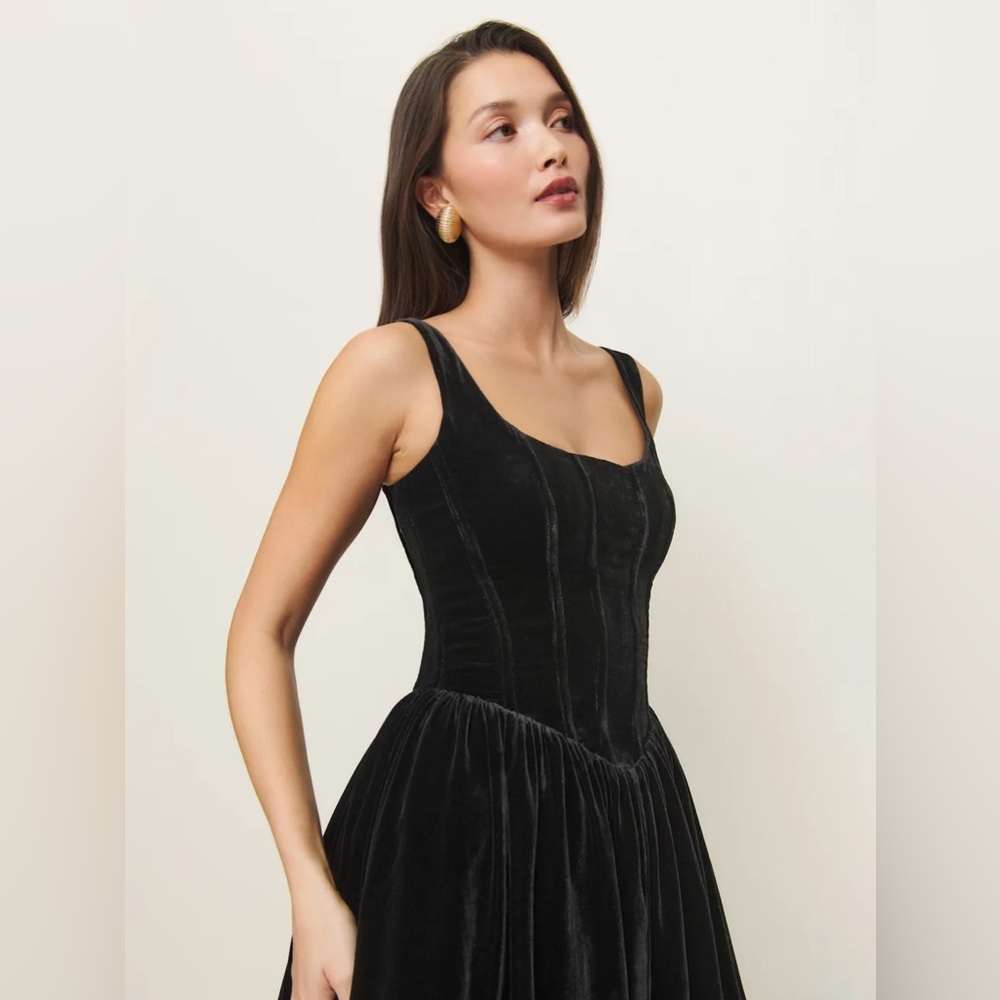 reformation Contessa Velvet Mini Dress - Picture 2 of 8